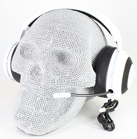 RAZER Kraken Pro V2 Gaming Headset PS4/XBOX/PC (White, 3.5mm jack, round) [<b>RECERTIFIED, 1 Jahr warranty</b>]